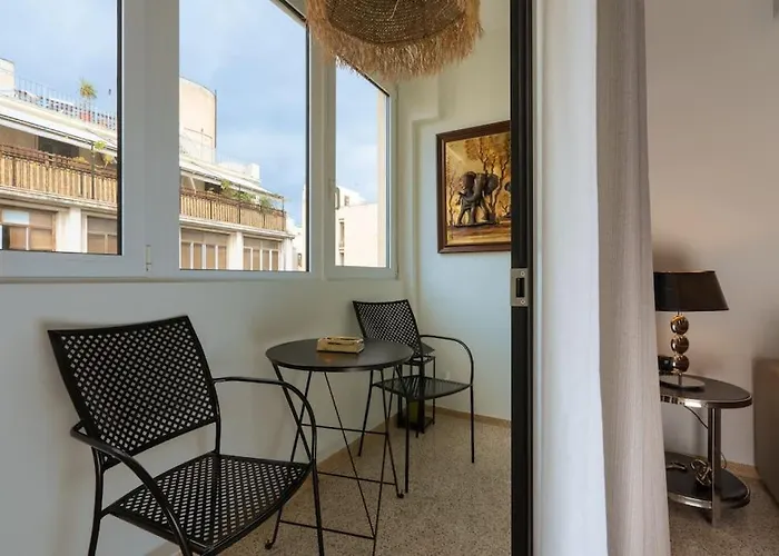 Dema Luxury Suites - Perikleous E6