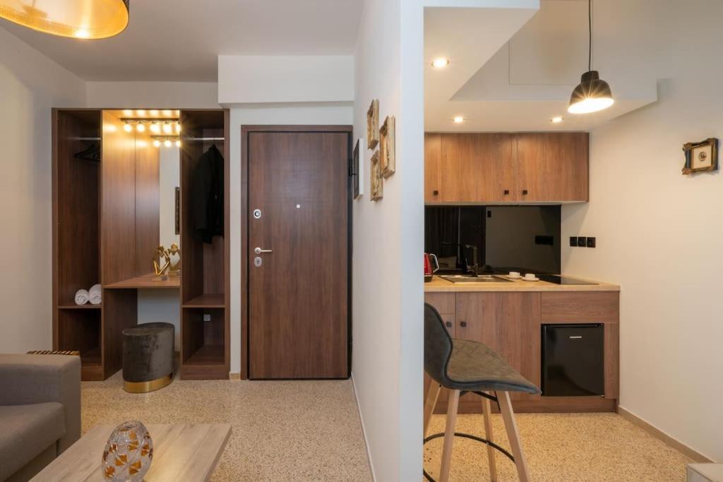 Dema Luxury - Perikleous E6 Apartment *