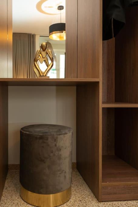 Dema Luxury - Perikleous E6 Apartment Athens