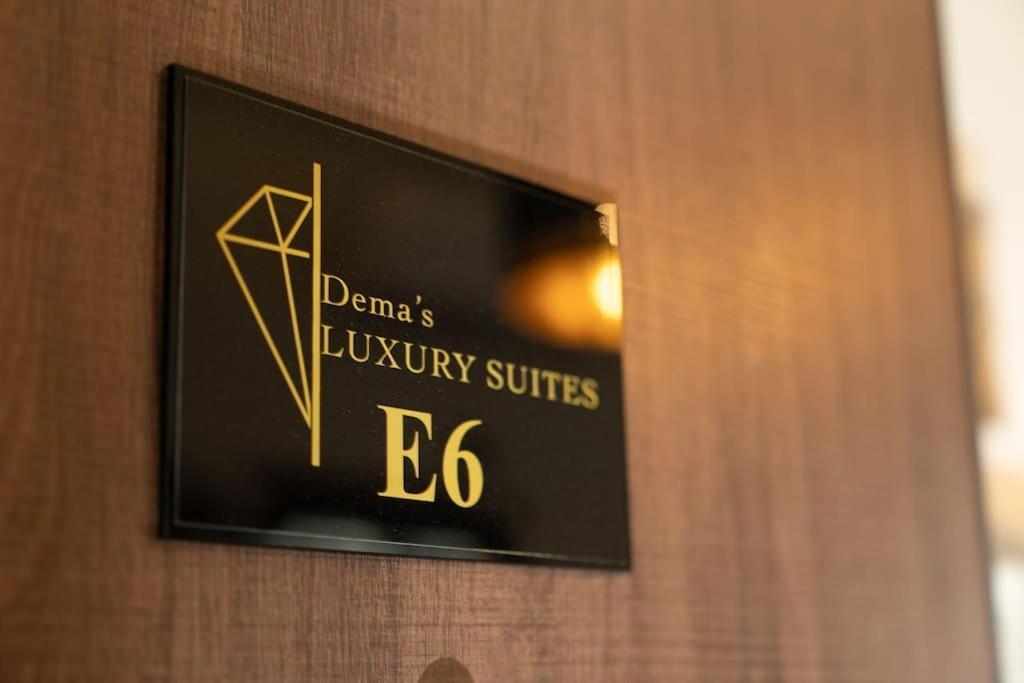 Dema Luxury - Perikleous E6 * Athens